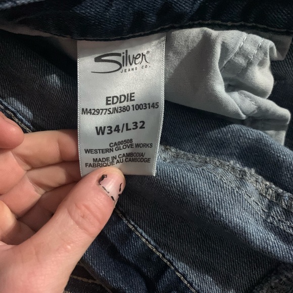 Jeans - Picture 2 of 3